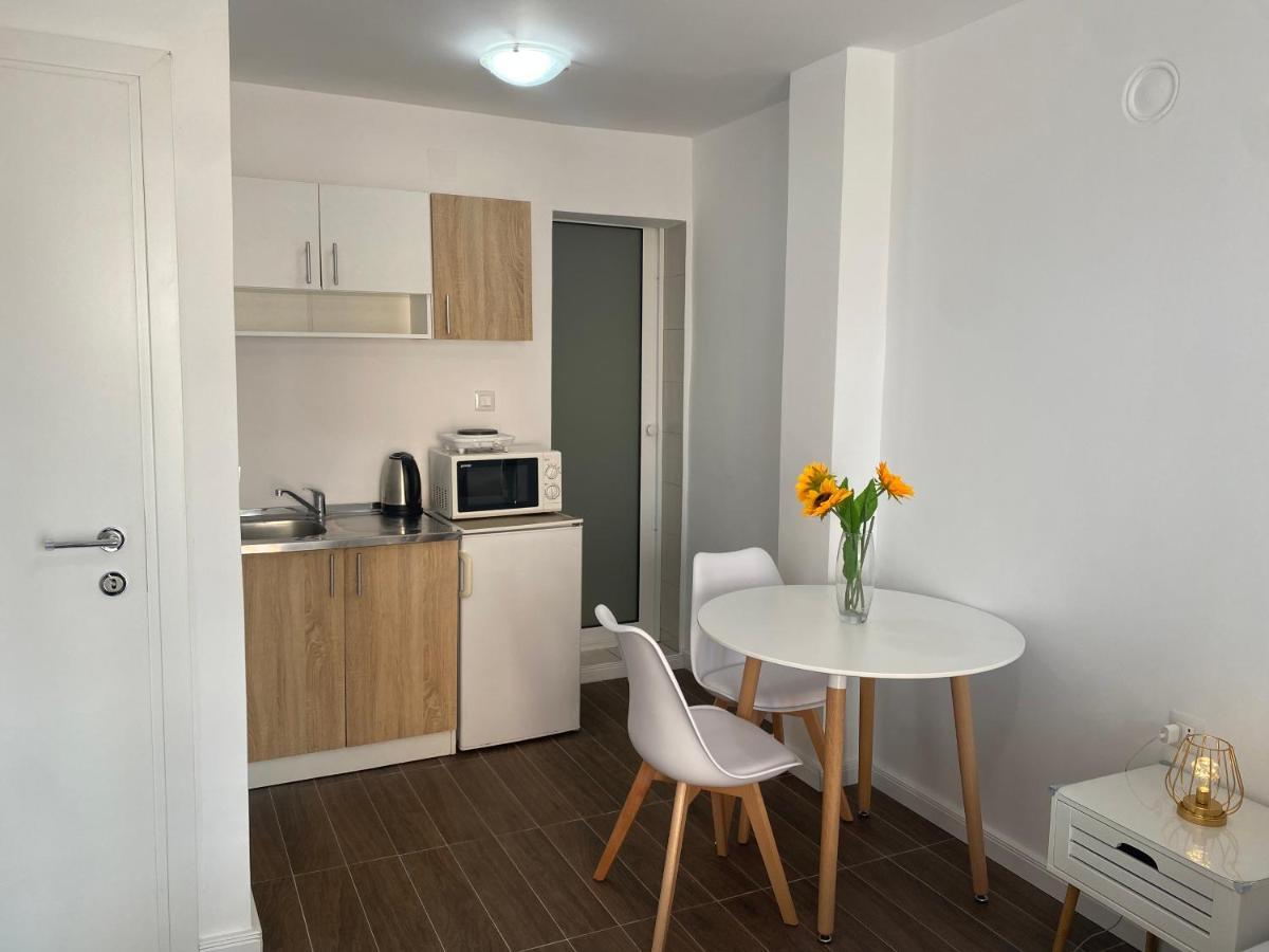 Veselinka Apartments & Rooms Budva Extérieur photo